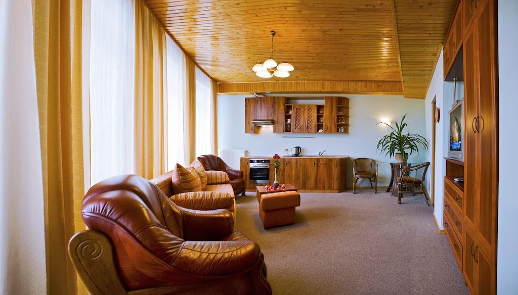 Hotel Oberig Morschyn Zimmer foto